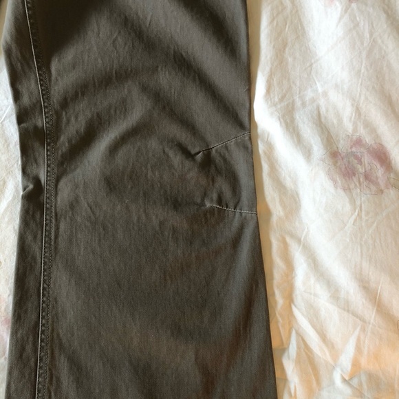 Eddie Bauer Olive Green Shaw Fit Cotton Pants- 14 - Picture 8 of 8